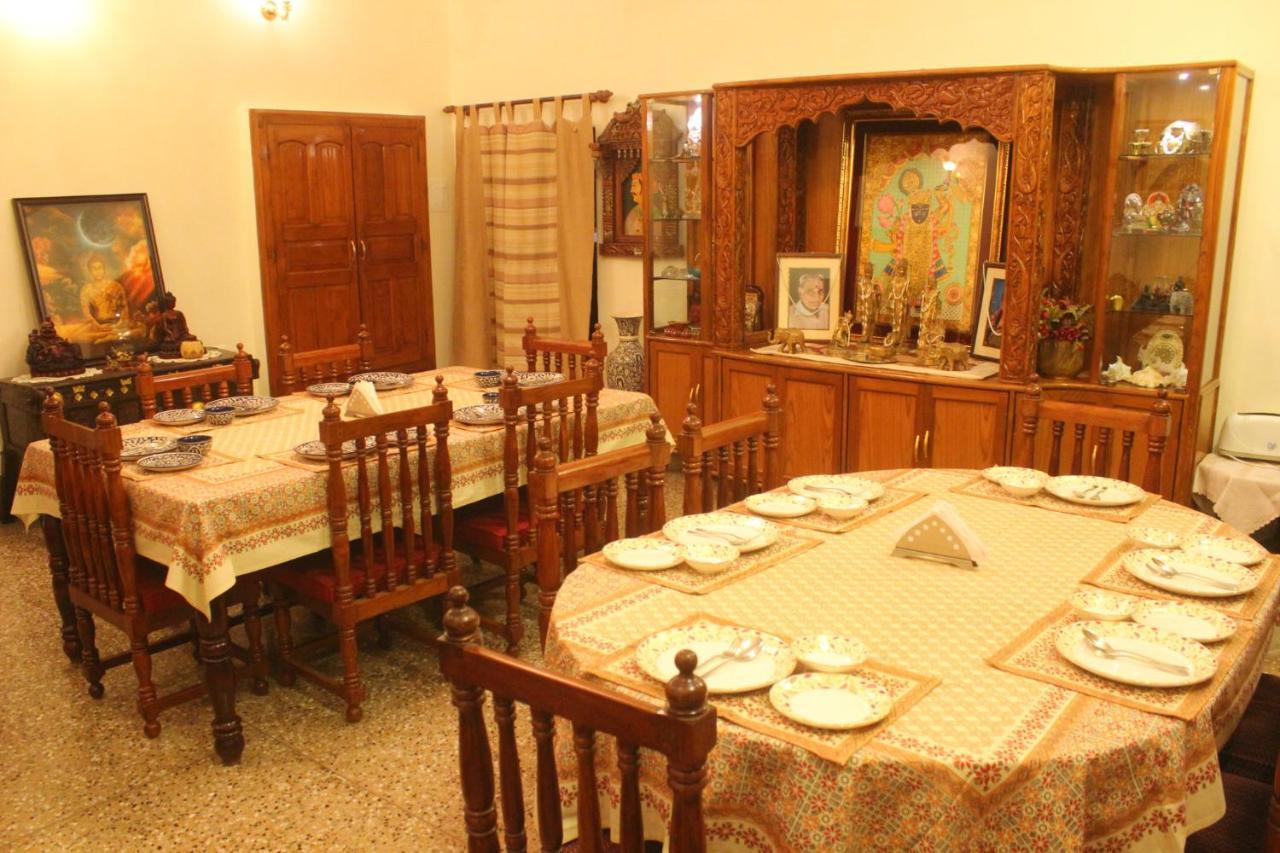 Homestay Варанаси Екстериор снимка